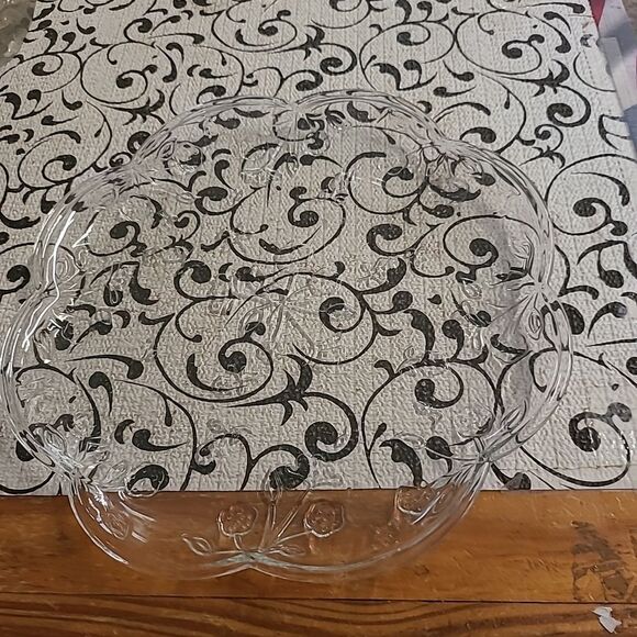 Anchor Hocking Plate - Picture 1 of 2